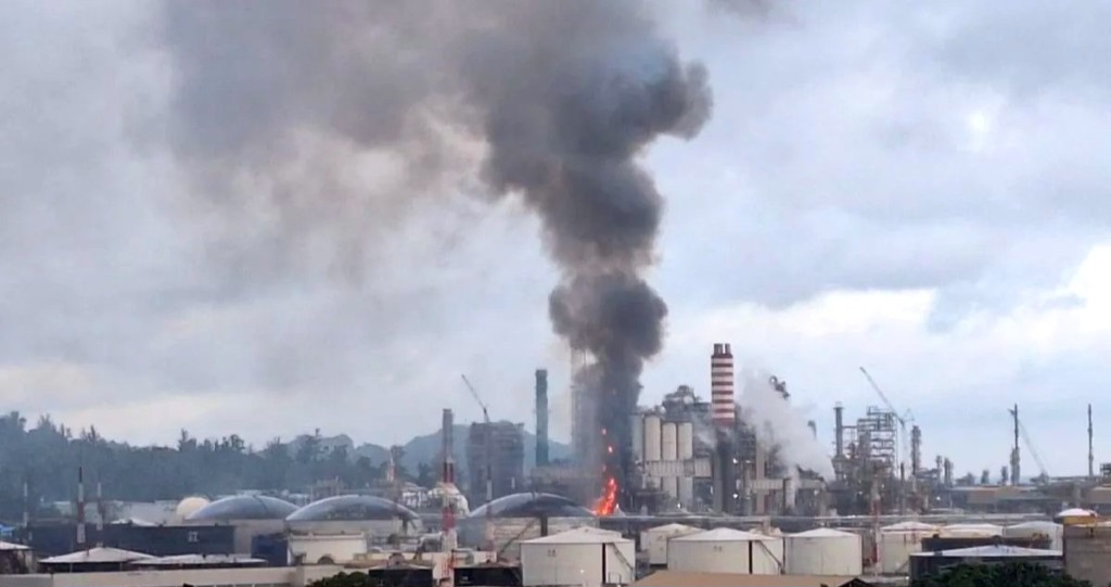 Kebakaran di Kilang Pertamina Balikpapan Berhasil Dipadamkan